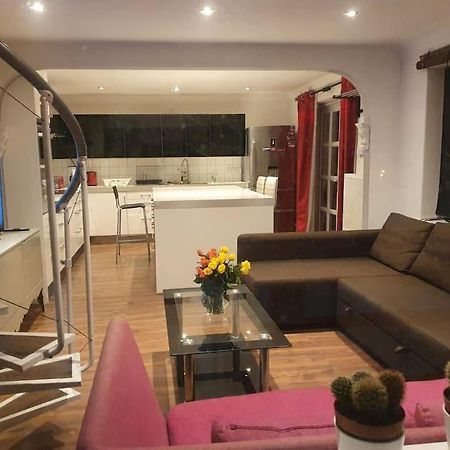 Amazing Flat In The Middle Of The Golf Course Lejlighed Manchester Eksteriør billede