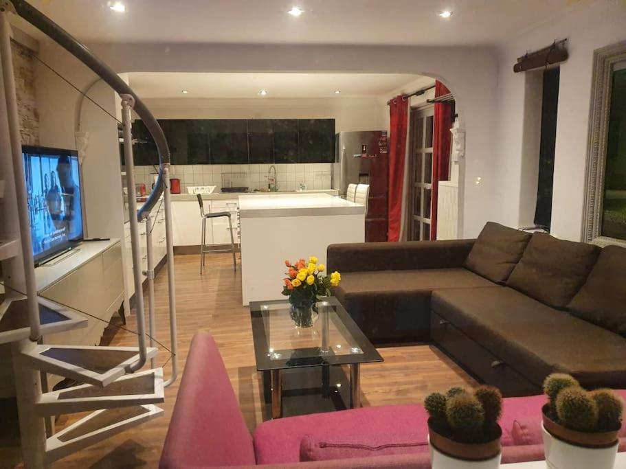 Amazing Flat In The Middle Of The Golf Course Lejlighed Manchester Eksteriør billede